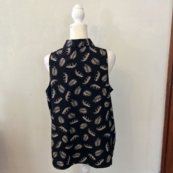 Carmen Carmen Marc Valvo black cheetah sleeveless button front blouse Size L - Picture 6 of 9